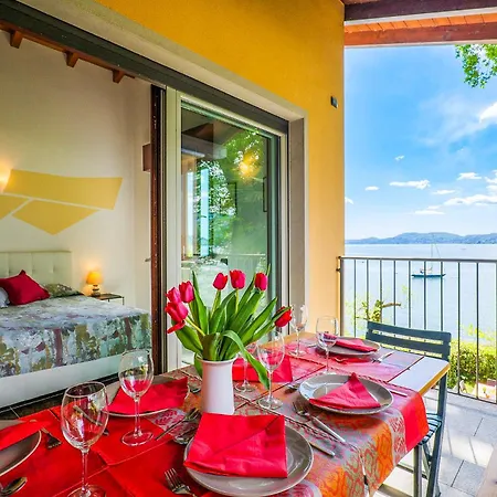 Mavica Holiday home Monvalle